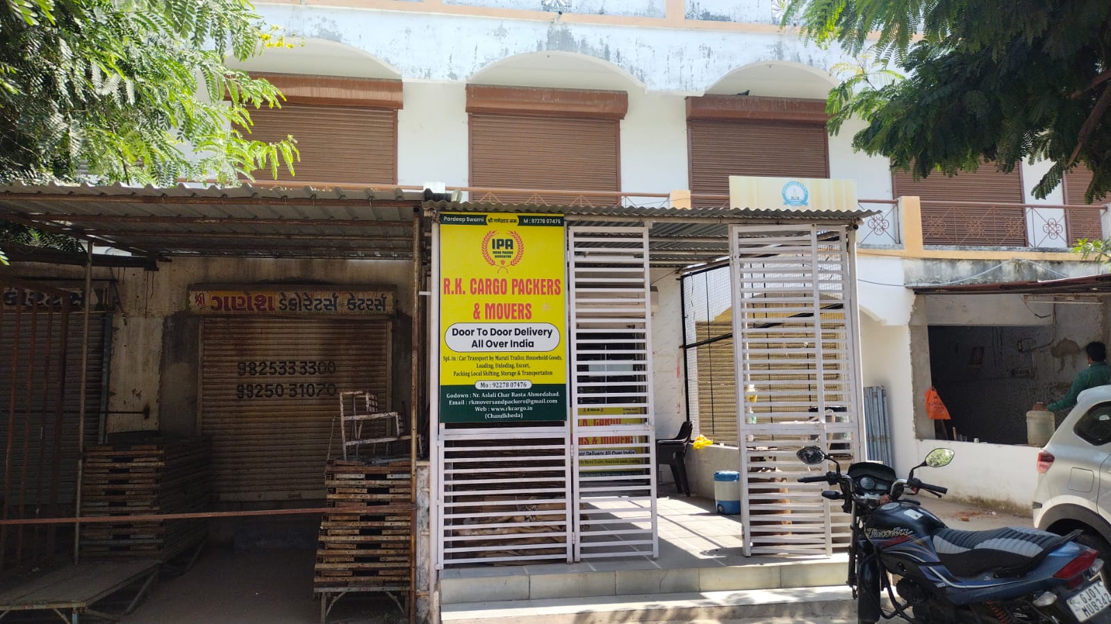 banner_of_Packers_and_movers_in_ahmedabad